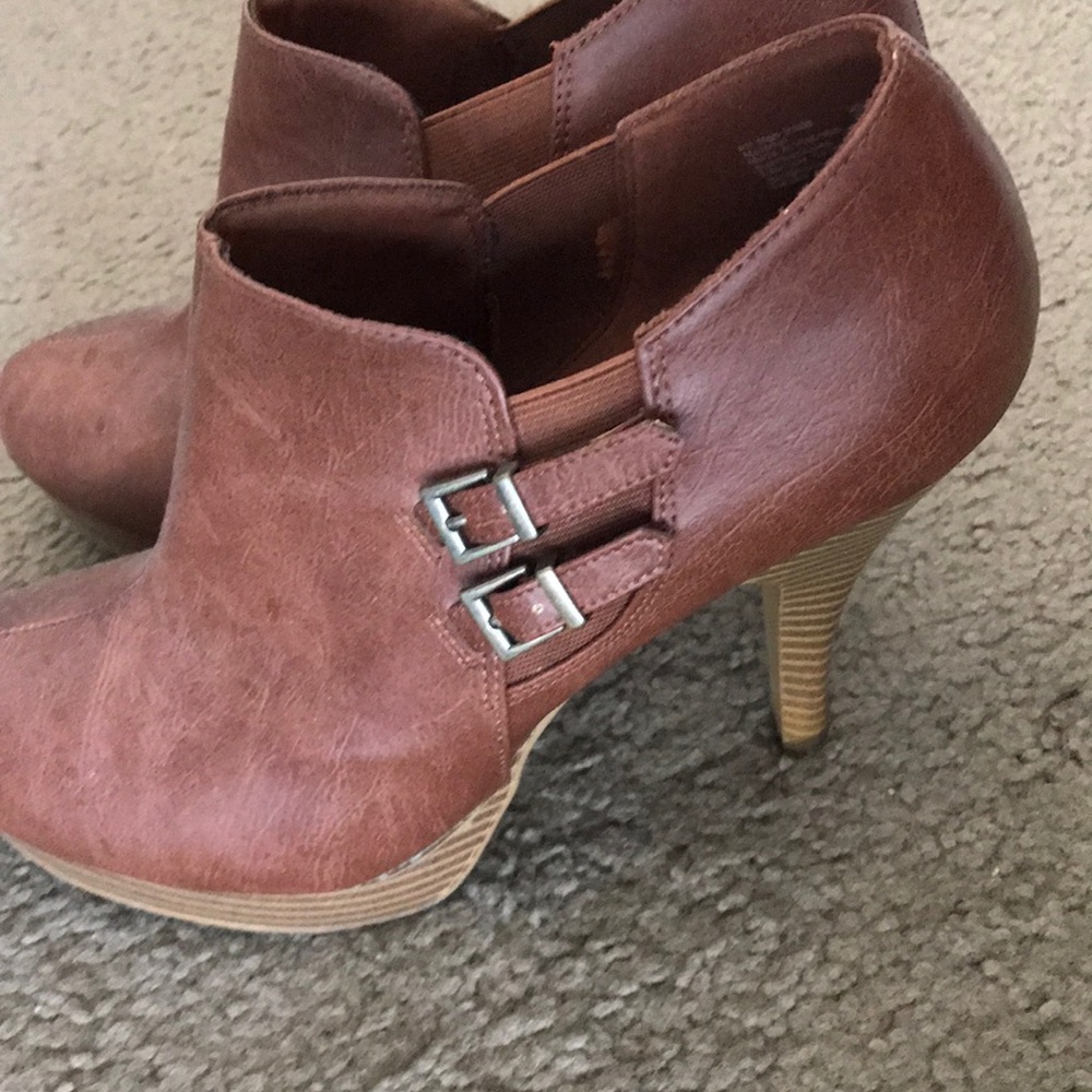 Ankle boots